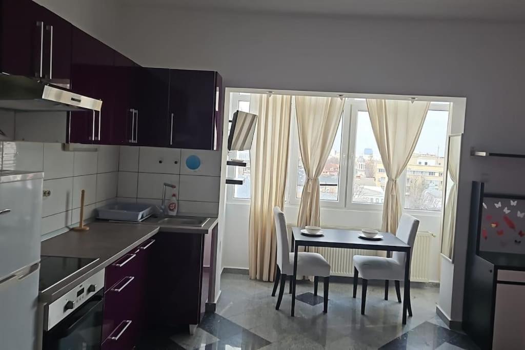 Nice Studio In The Heart Of City Bukarest Kültér fotó